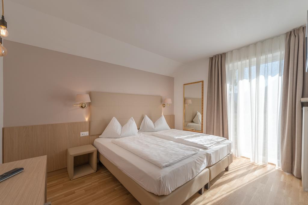 Tirolerin Garni Hotel Termeno Exteriér fotografie